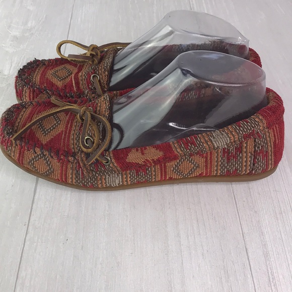 Minnetonka Southwestern Boho Moccasins Size 7 - Picture 5 of 8